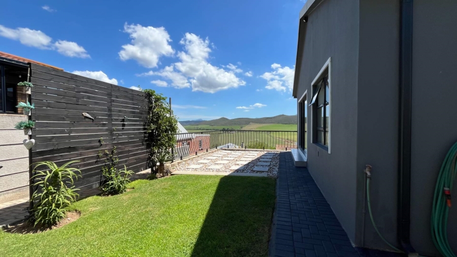 2 Bedroom Property for Sale in Reebok Western Cape